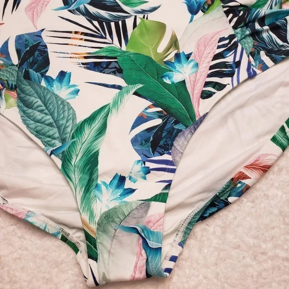 2/$25-La Blanca 22W Tummy Control Highrise Tropical Bikini  Bottom Separate NWT - Picture 7 of 14
